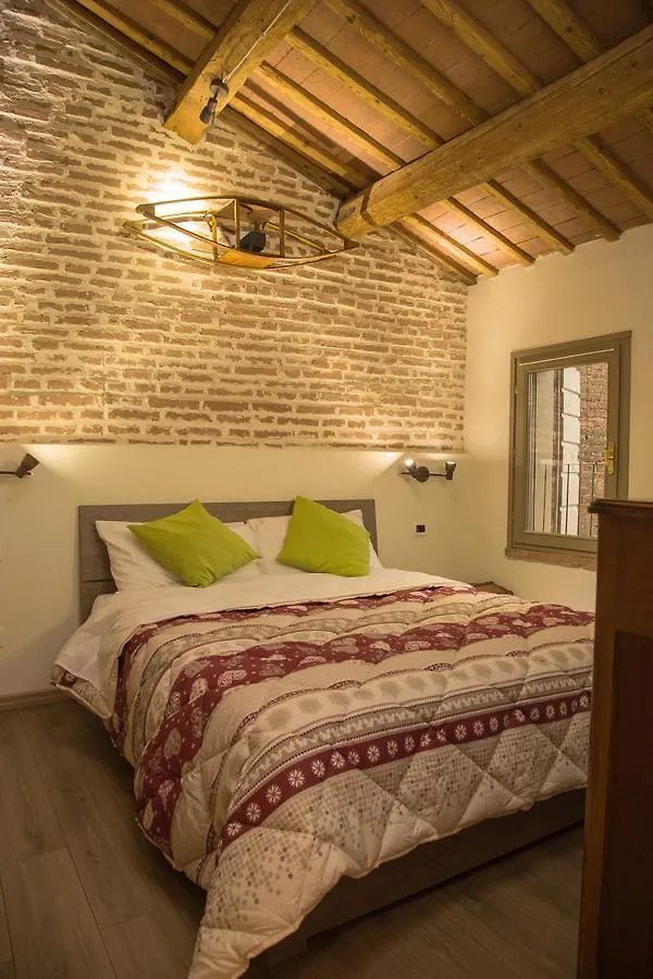 Farm stay Agriturismo Ferrara Chalet Villa Vigarano Mainarda